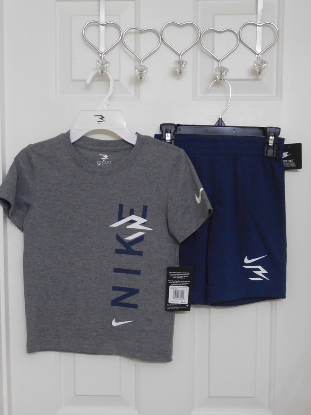 NWT 4 Nike Outfits 2pc Shirt & Shorts Sets Gray Blues Red Bundle sz 6 - Picture 5 of 5